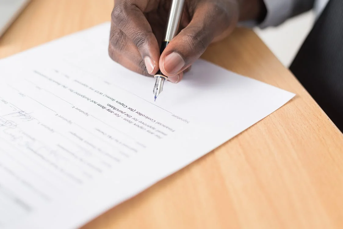 Contractualisation et révision de contrats